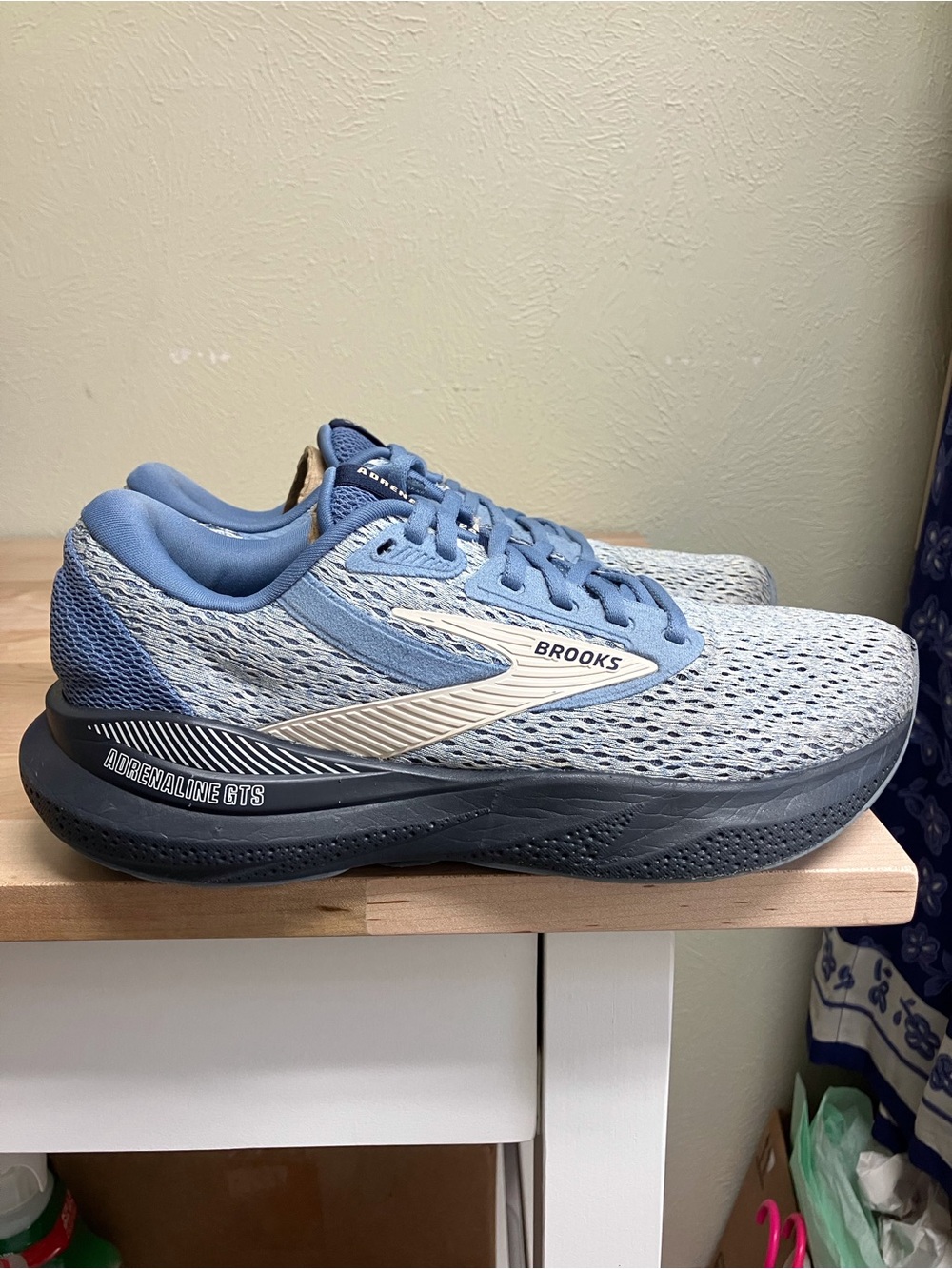 Brooks Adrenaline GTS Women's Running Sneakers in Light Blue and Navy